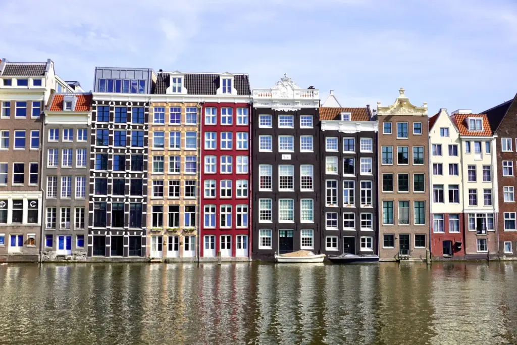 De Poepbacterie in Amsterdam: Wat Moet je Weten?