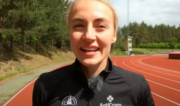Het Programma voor de 3000 Meter Vrouwen op het Wereldtoneel