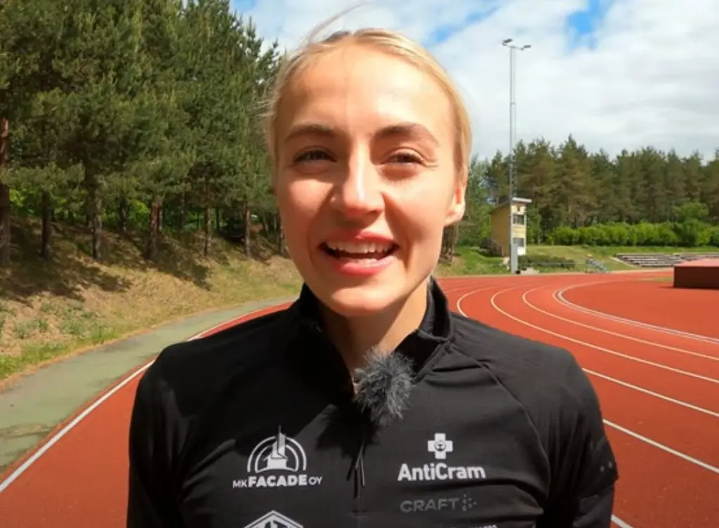 Het Programma voor de 3000 Meter Vrouwen op het Wereldtoneel