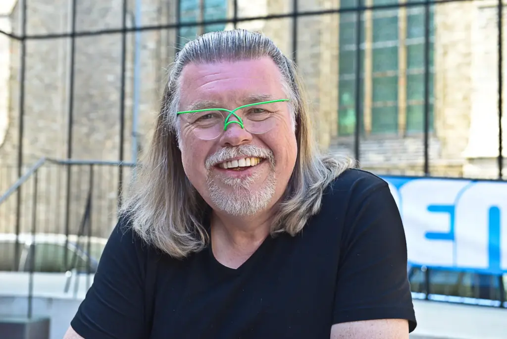 Rene Karst: De Opkomst van een Muzikaal Talent