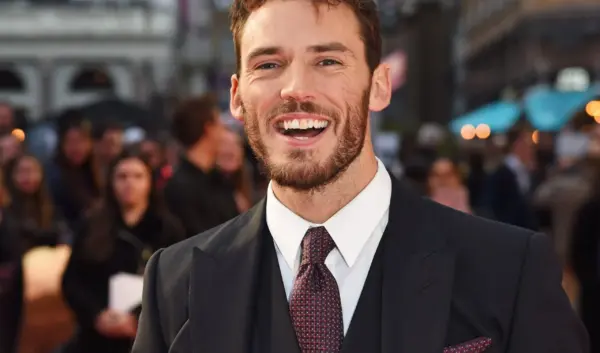 De Opkomst van Sam Claflin in de Filmindustrie