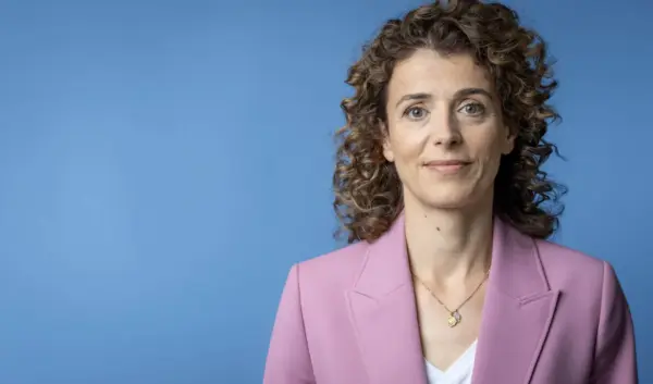 Sophie Hermans: De Opkomst van een Politieke Leidersfiguur