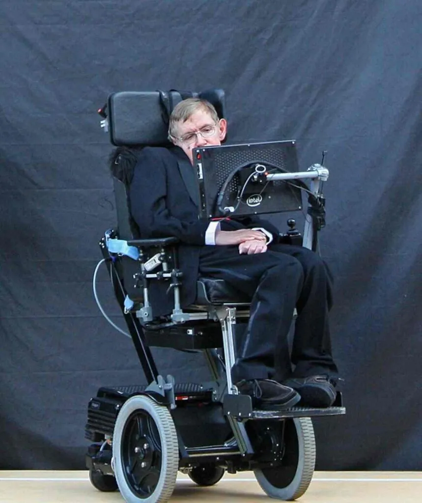De waarschuwingen van Stephen Hawking: Mensheid moet de ruimte verkennen om te overleven