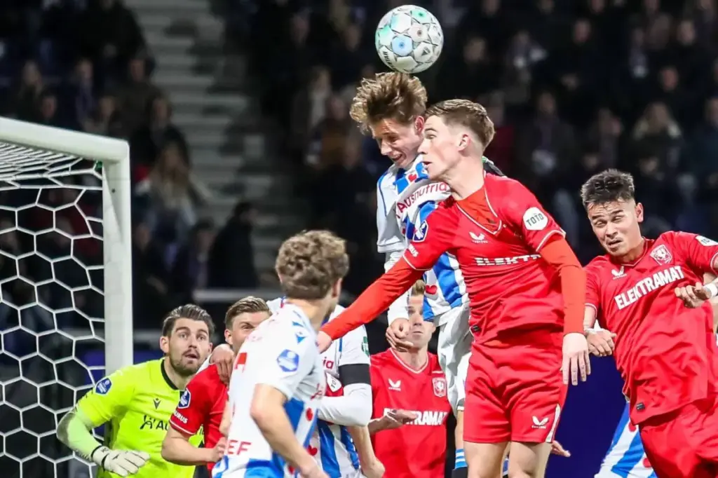 Twente Tegen Heerenveen: Een Cruciale Duel in de Eredivisie