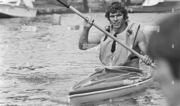 Willem van Hanegem: Een blik op zijn leven en carrière