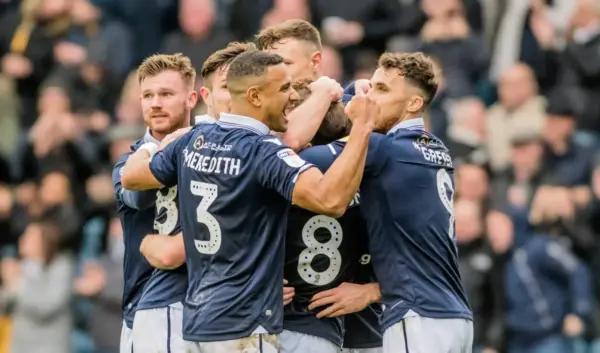 Wrexham vs Millwall: Een Cruciale Competitiewedstrijd