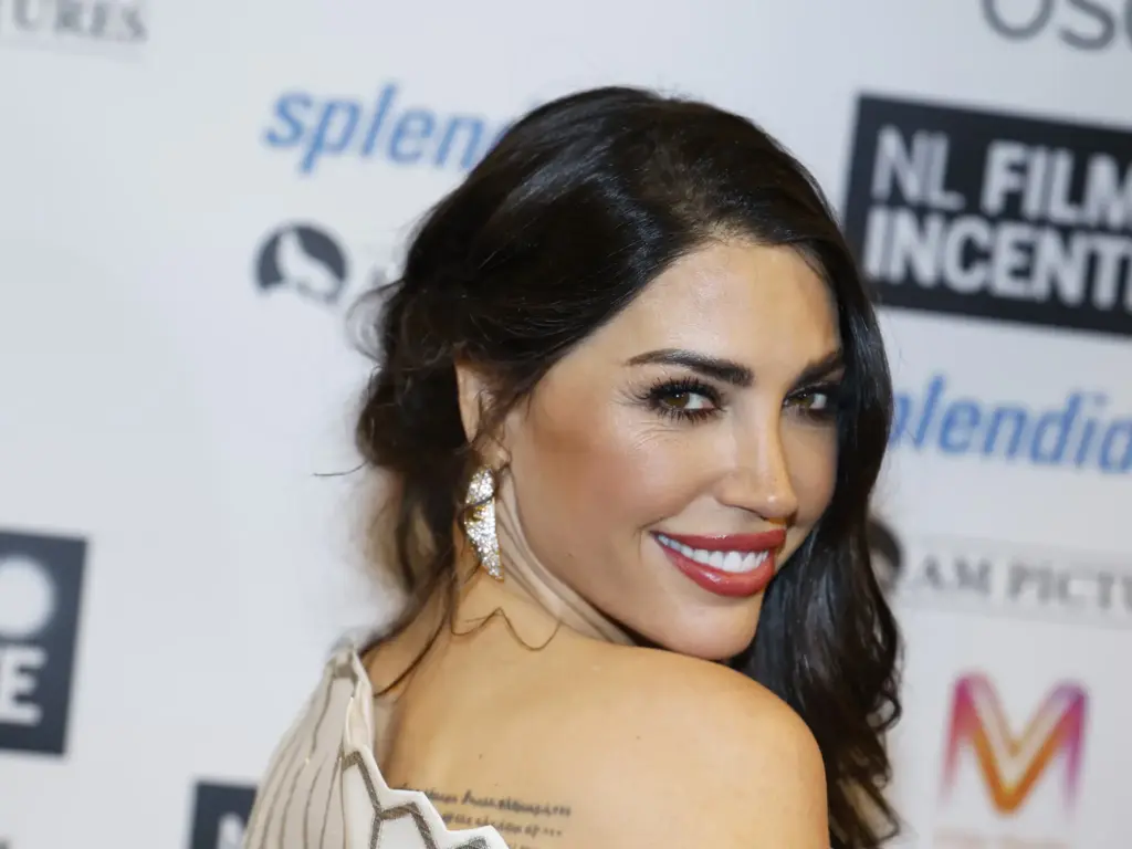 Yolanthe Cabau: Van Actrice tot Ondernemer
