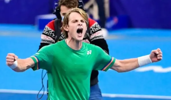 Zizou Bergs: De Toekomst van het Nederlandse Tennis
