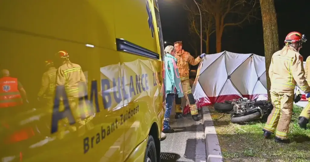 112 Valkenswaard: Motorrijder om het leven gekomen bij verkeersongeval