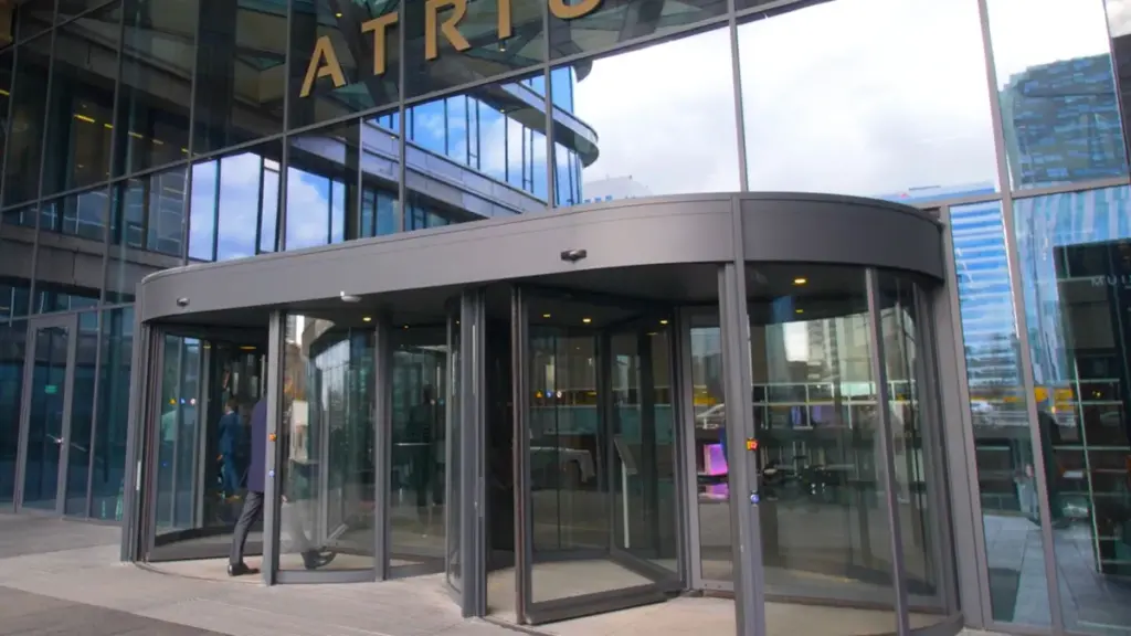 Atrium amsterdam: Explosie bij