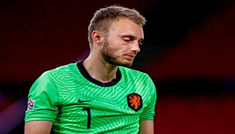 Cillessen geblesseerd tijdens NEC tegen sc Heerenveen
