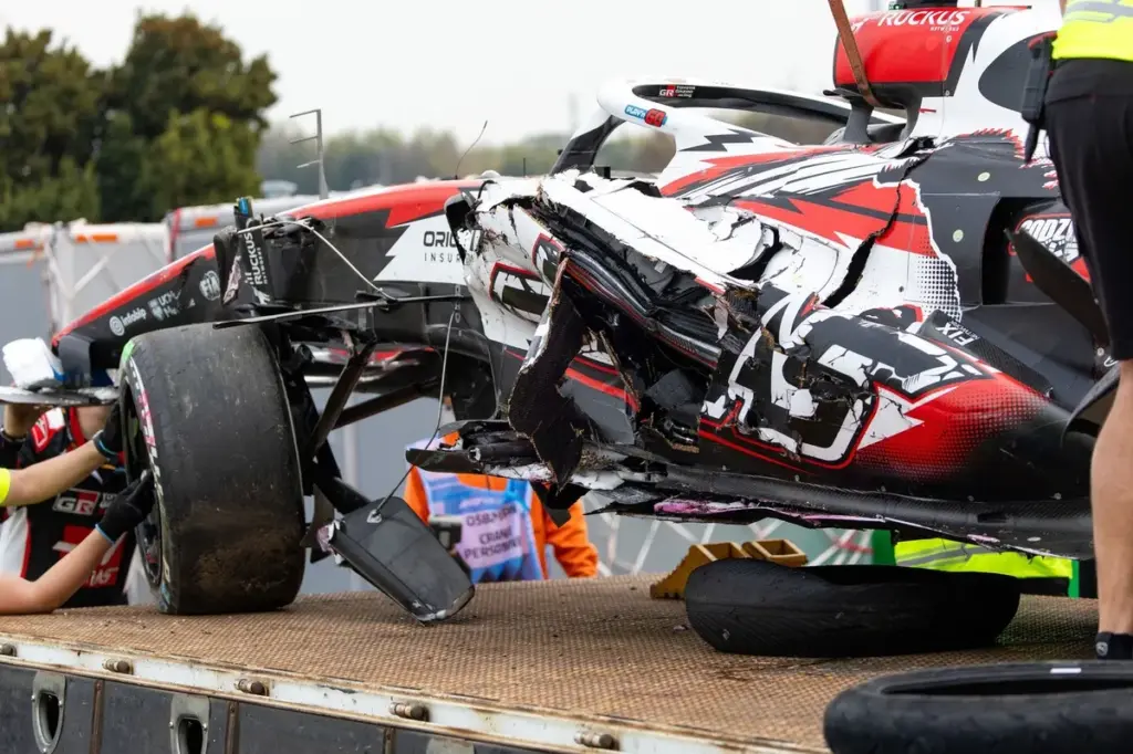 Crash Bearman tijdens de Grand Prix van Japan