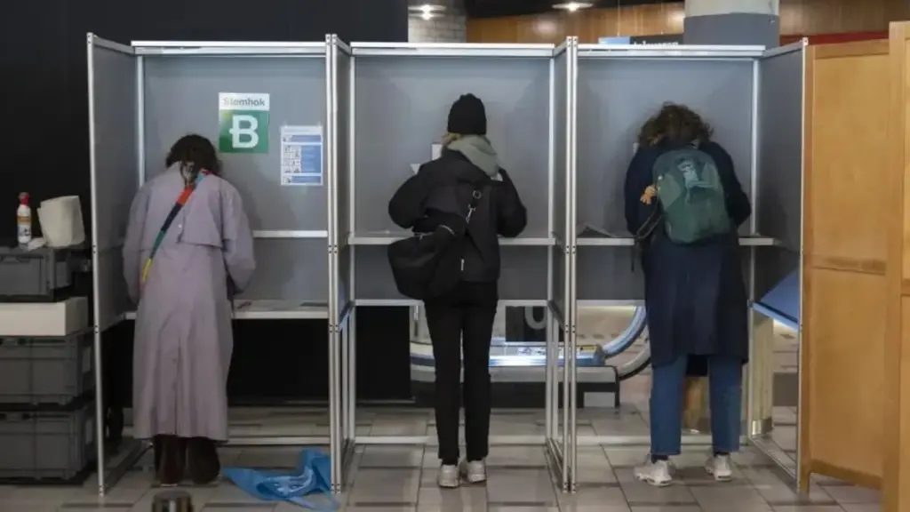 Gemeenteraadsverkiezingen Rotterdam: Een dalende opkomst