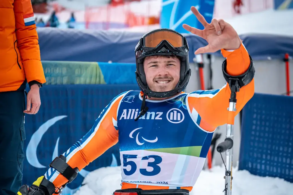 Jeroen Kampschreur wint derde gouden medaille op Paralympische Winterspelen
