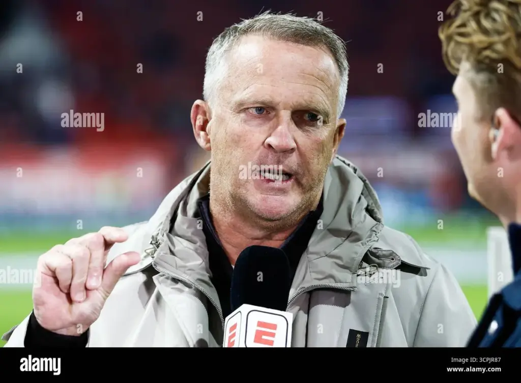 John van den Brom blijft bij FC Twente