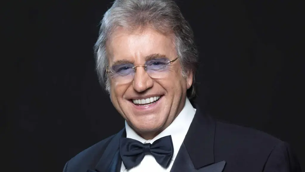 Lee Towers viert 80ste verjaardag met Wannebiezz