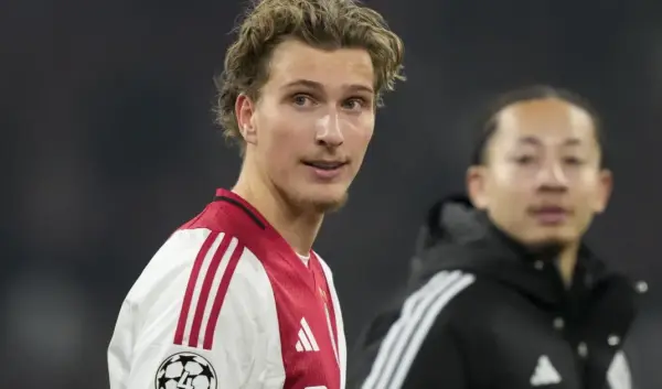mika godts manchester united — NL news