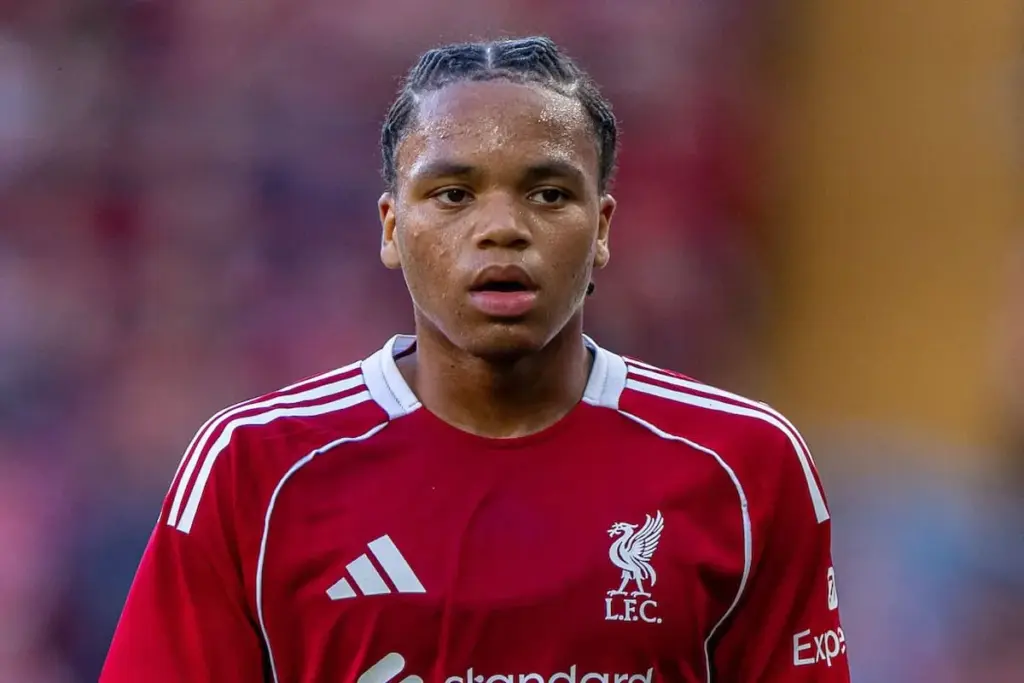 Rio Ngumoha maakt indruk bij Liverpool