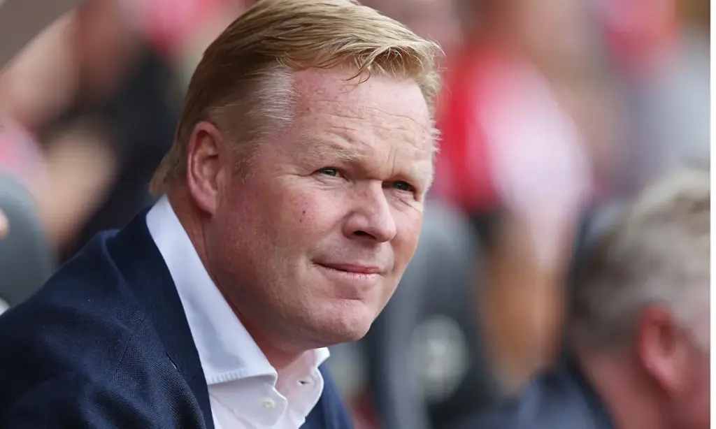 Ronald koeman ontvangt tegel in de Walk of Fame van PSV