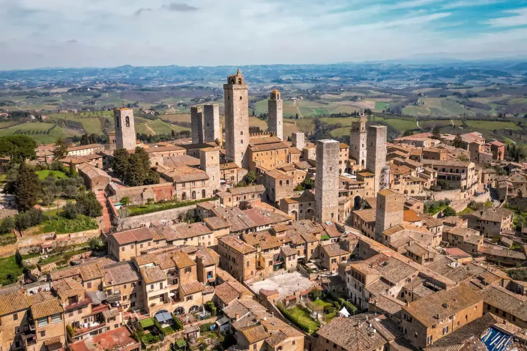 San gimignano: Tirreno-Adriatico in : Een spannende gravelrit