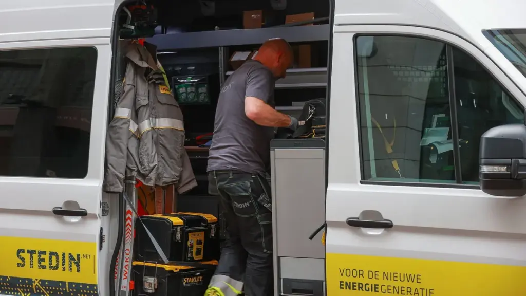 Stedin: Eerste sturingen bij Zonnepark Hollandscheveld