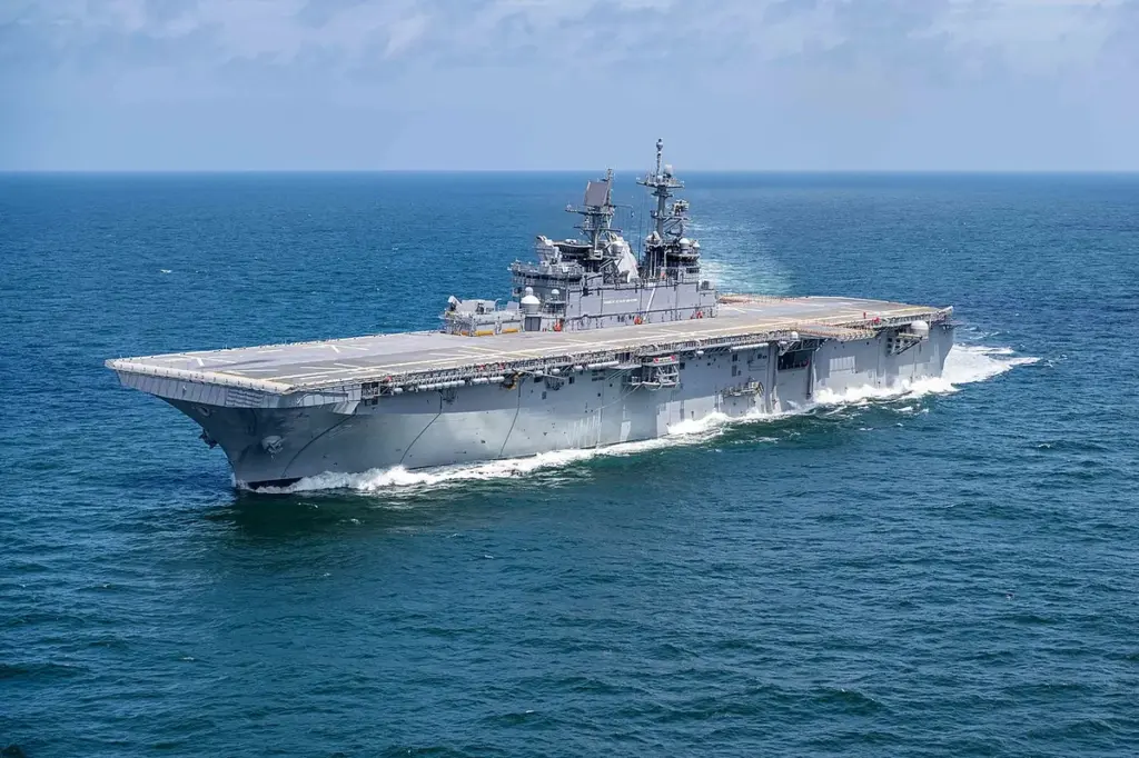 USS Tripoli inzet in het Midden-Oosten