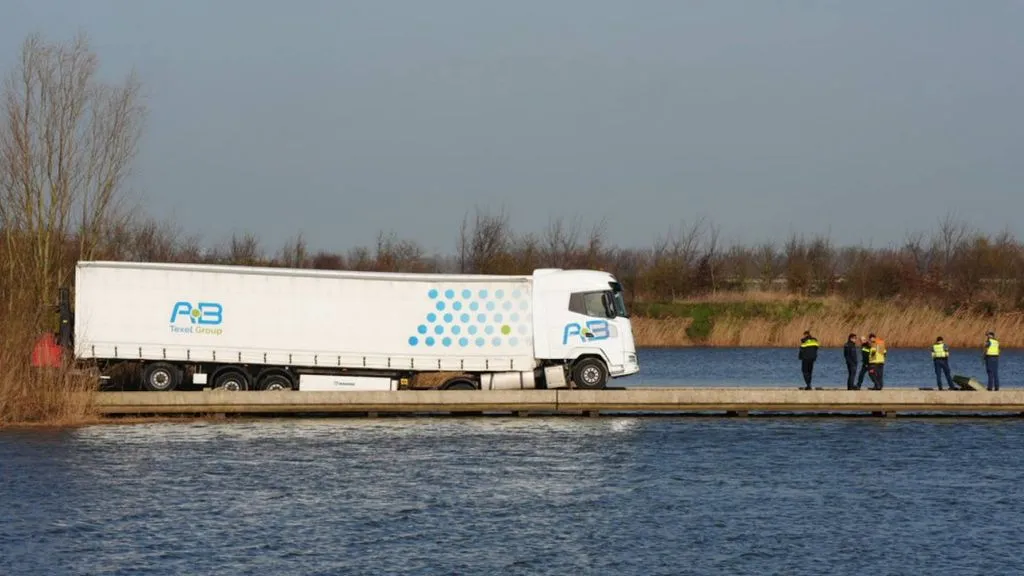 Vrachtwagen biesbosch