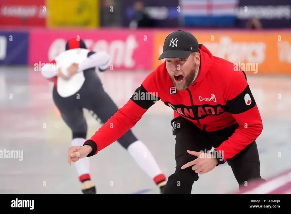 WK schaatsen: Femke Kok en Jenning de Boo vestigen baanrecords in Heerenveen