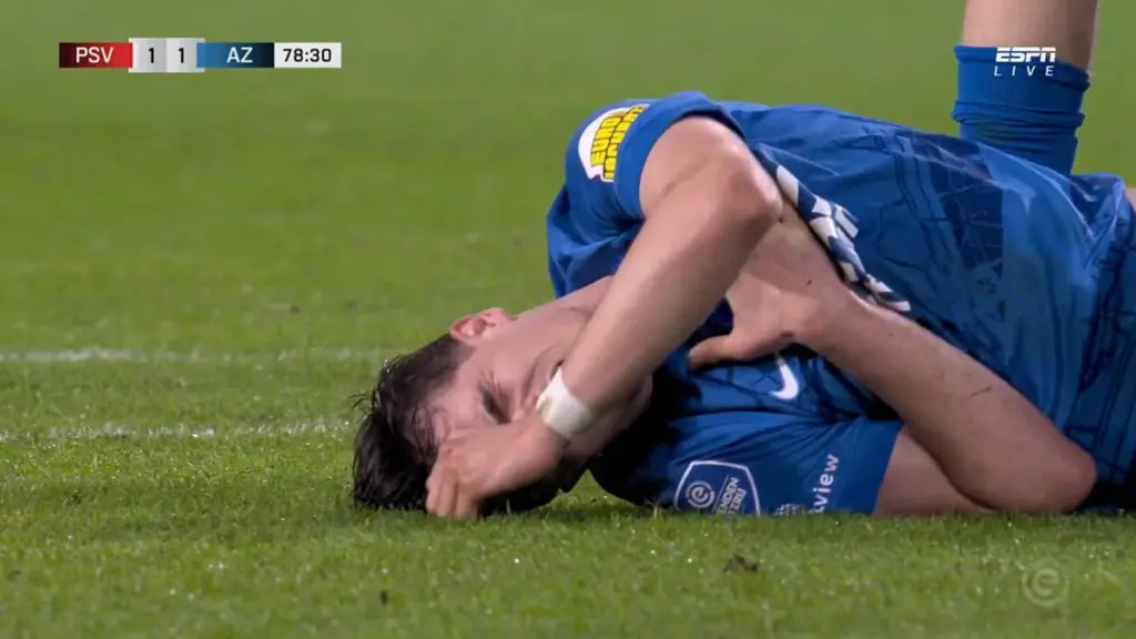 Wouter Goes veroorzaakt ophef tijdens PSV tegen AZ