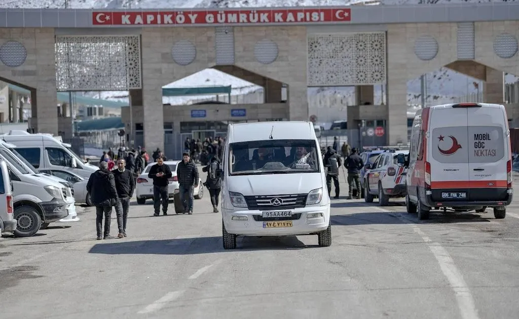 Zuidoost turkije: Iraanse raket neergehaald in Zuidoost-Turkije