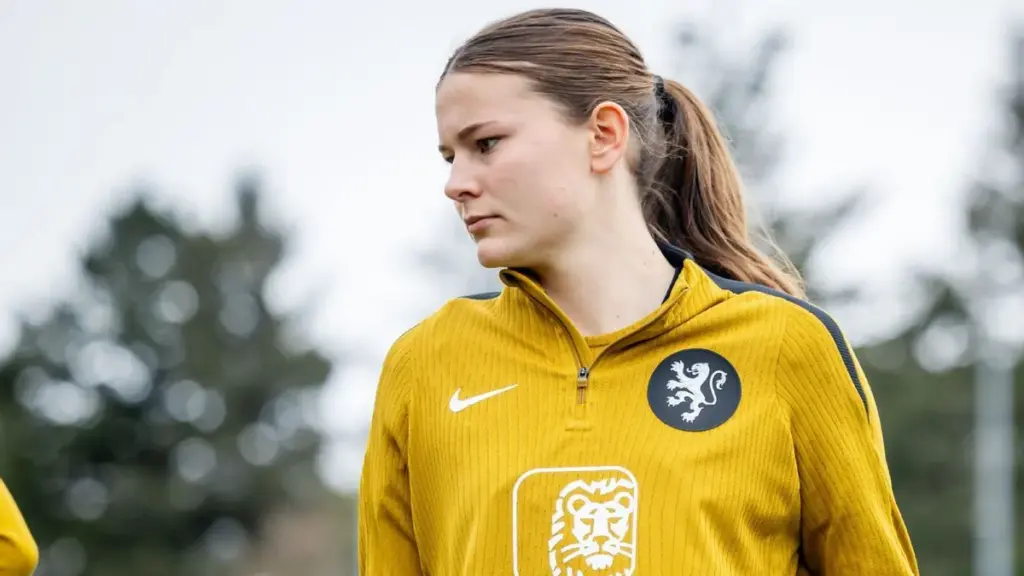 Aanvoerder: Lineth Beerensteyn aangesteld als  van het Nederlands vrouwenelftal