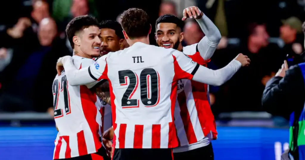 Arie Haan prijst Ismael Saibari na overwinning PSV