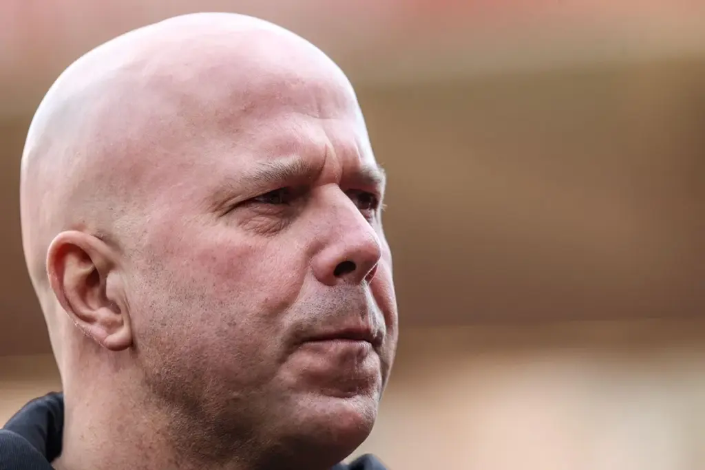 Arne Slot: Nieuwe ontwikkelingen rond de coach van Liverpool