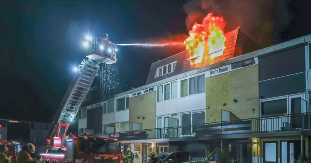 Brand Soest: Uitslaande brand in woning aan de Valeriaanstraat