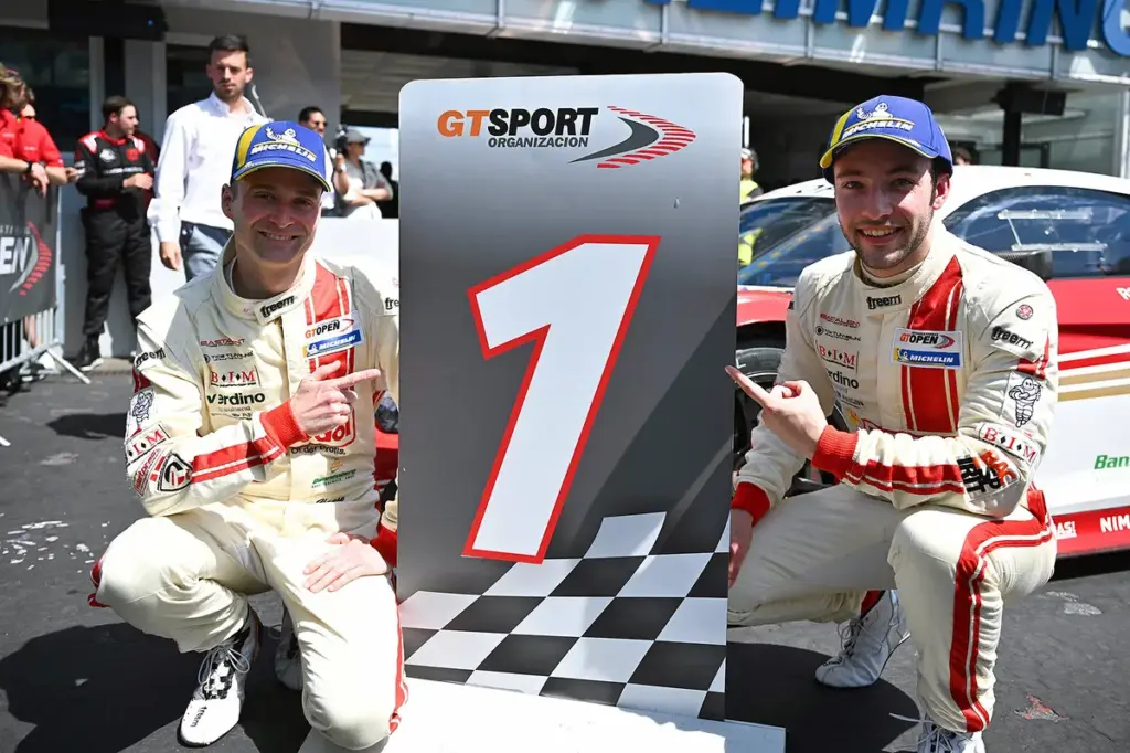 Christopher Haase wint ADAC 24h Nürburgring Qualifiers