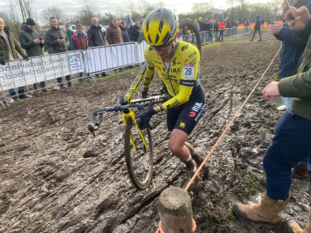 Marianne Vos rouwt om haar vader Henk Vos