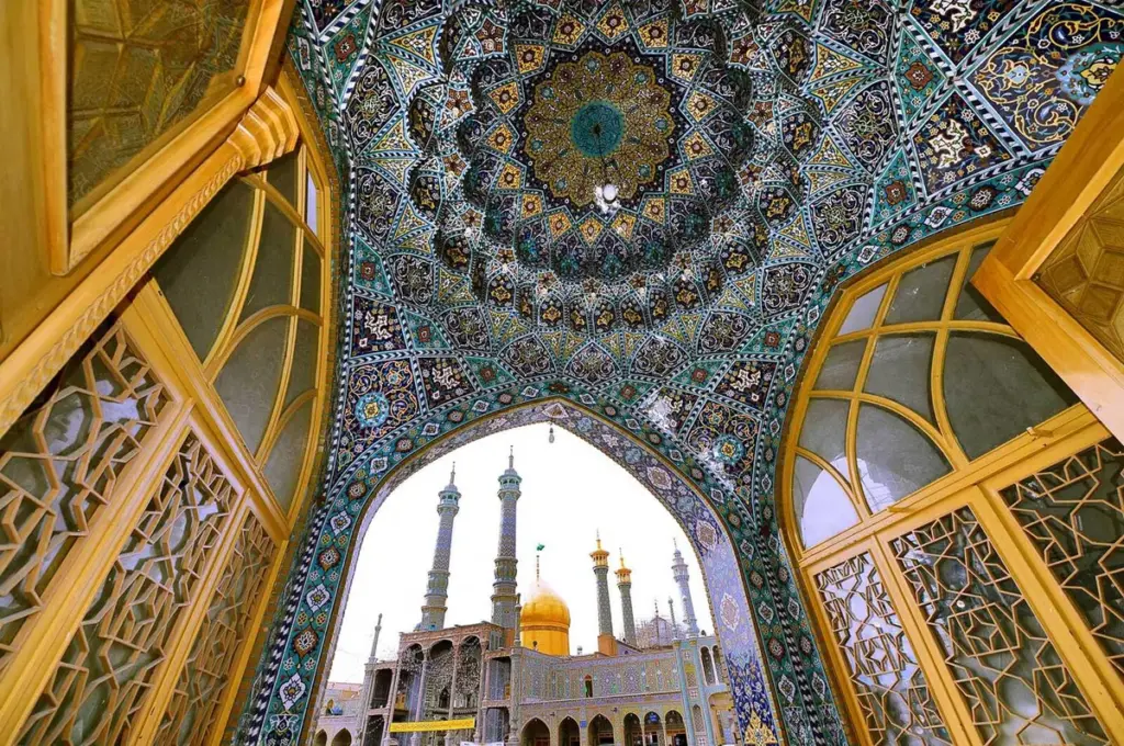 Qom: Mojtaba Khamenei in kritieke toestand in