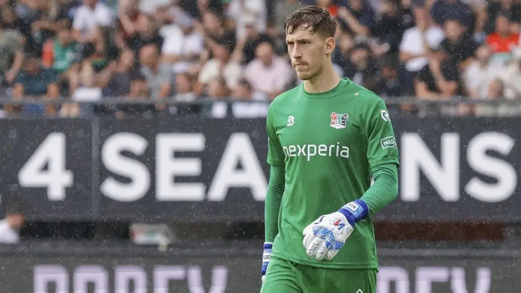 Robin Roefs: Doelman van Sunderland in de belangstelling van Chelsea