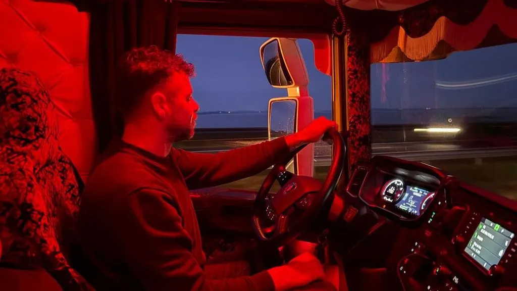 Staking transport: Vrachtwagenchauffeurs protesteren tegen hoge brandstofprijzen