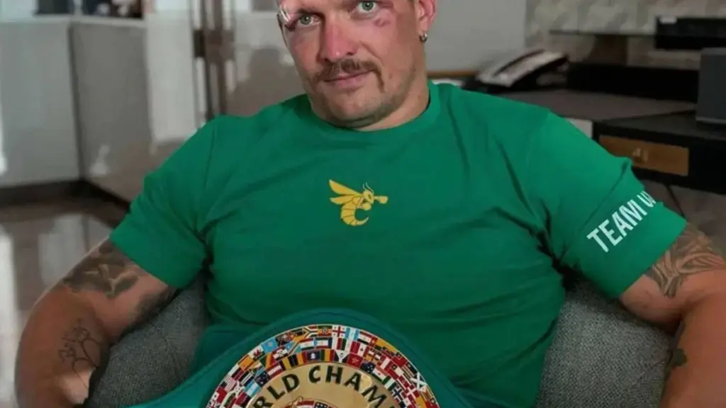 Usyk: Oleksandr  en Rico Verhoeven: Een Crossover Gevecht in Egypte