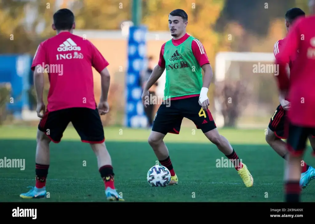 Ethan Butera verlaat Ajax na een moeilijke periode