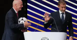UEFA bereidt strafzaak voor tegen FIFA-baas Infantino om omstreden WK-plan - NU