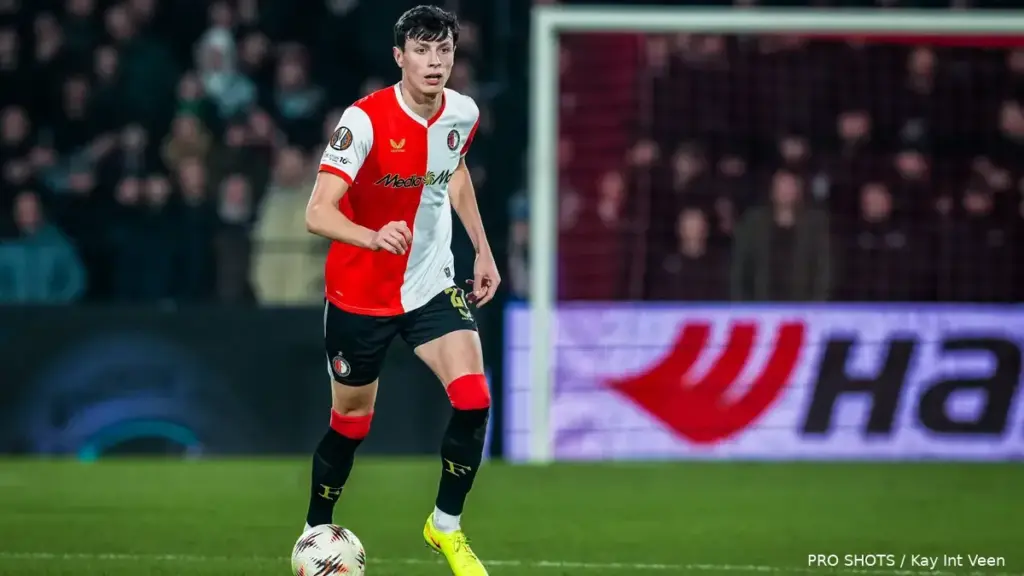 Geertruida gespot in Eindhoven • Ahmedhodzic verlaat Feyenoord voor Burnley