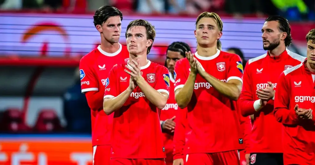 Live Europees voetbal | Ajax en Twente op achterstand in jacht op Conference League-ticket