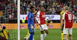 Live Eredivisie | AZ rekent na sterke tweede helft af met ADO Den Haag