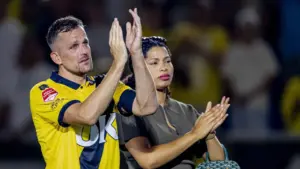 Mats Seuntjens over een beladen avond vol emoties: ‘Er bleven zoveel mensen zitten, dat was gewoon écht speciaal’
