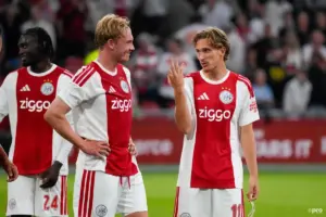 Transferupdates | PSG verhoogt bod op Godts, Driouech aanwezig op Ibrox
