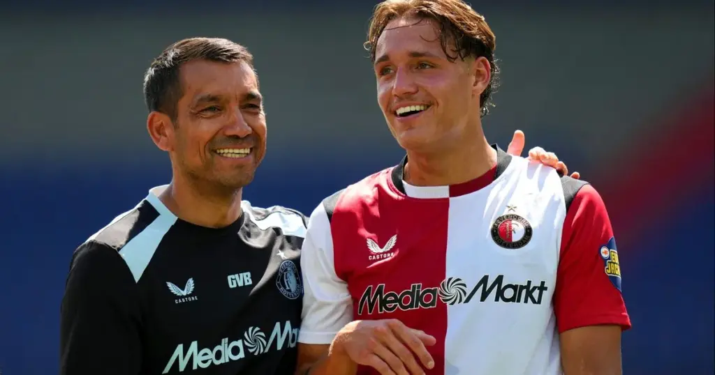 Bij Feyenoord is de rust terug, of is het stilte voor de storm?