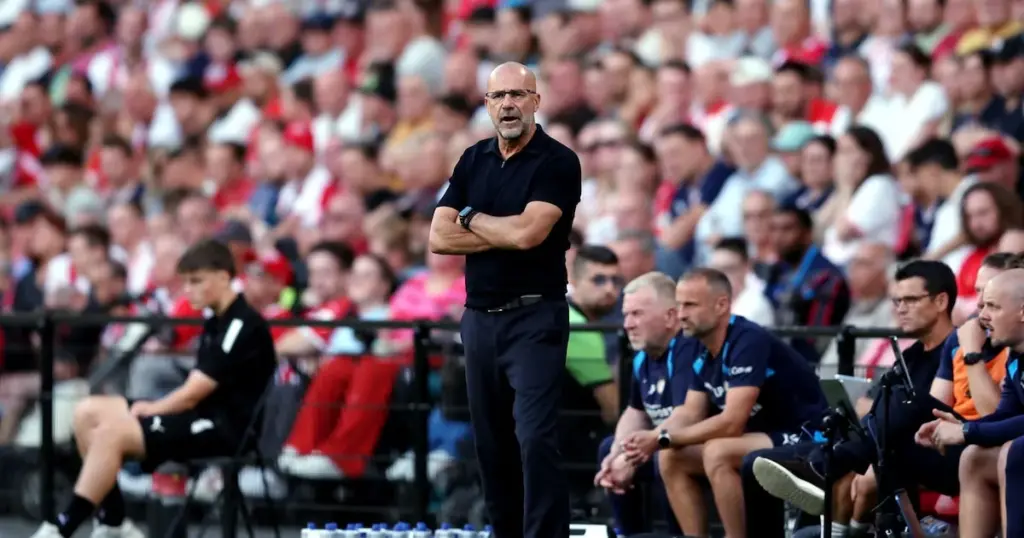 Bosz valt stil na vraag over positieve punten PSV, Flamingo schuldbewust na fout