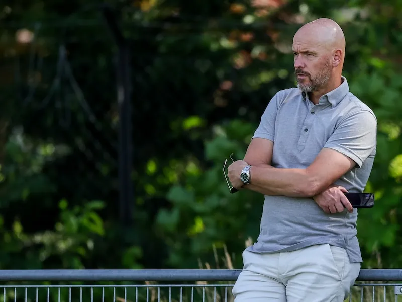 Erik ten Hag is niet beschikbaar als bondscoach: ‘De komende twee jaar zit ik bij FC Twente’